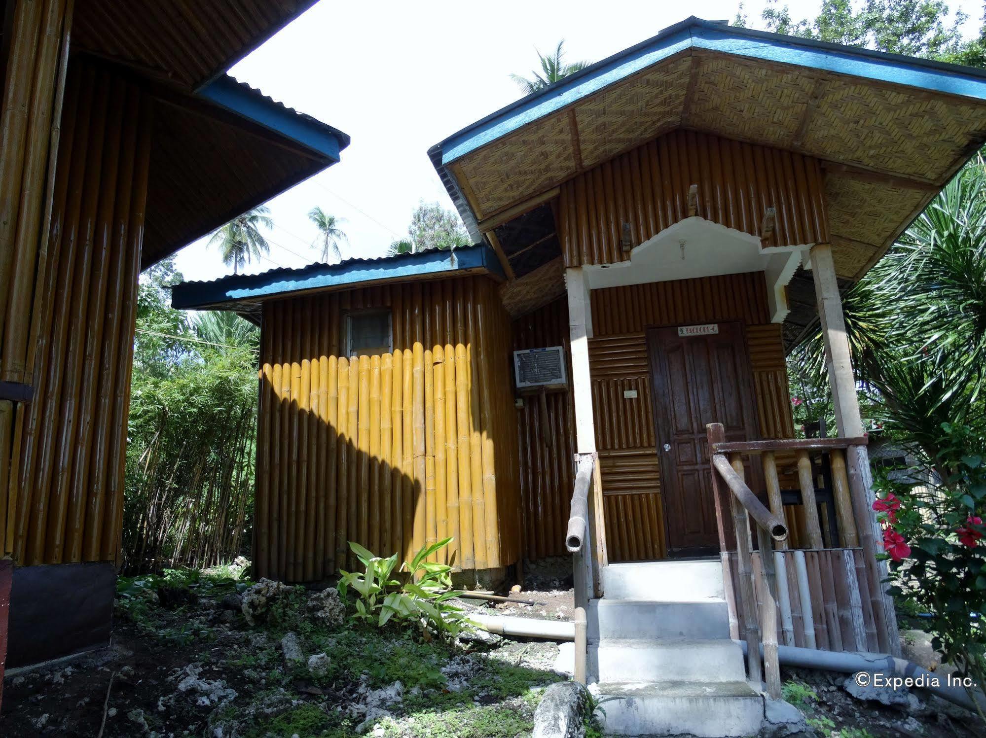 Punta Del Sol Araceli Beach Resort Samal Ngoại thất bức ảnh